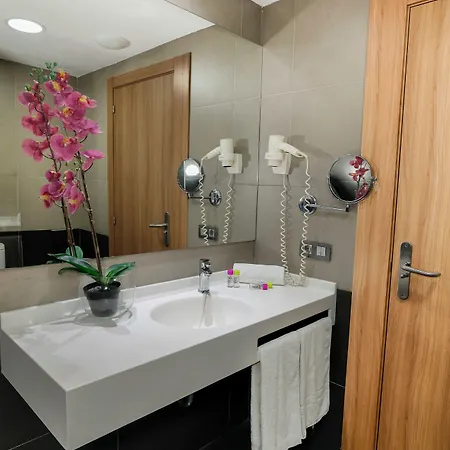 Flash - Recommended Adults Only 4 Sup Ξενοδοχείο 4*