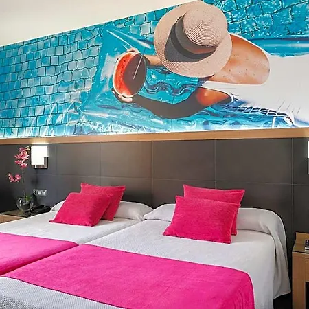 Flash - Recommended Adults Only 4 Sup Szálloda 4*