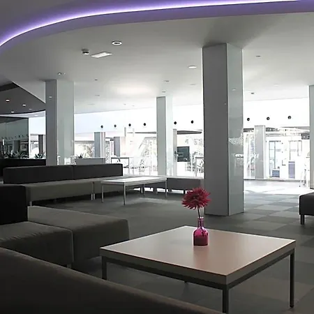 Flash - Recommended Adults Only 4 Sup Szálloda 4*