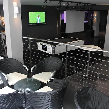 Flash - Recommended Adults Only 4 Sup Szálloda 4*