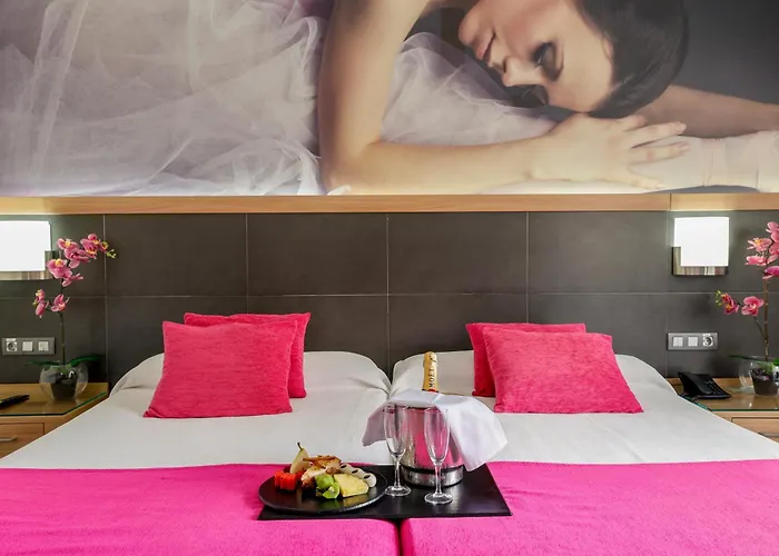 Flash - Recommended Adults Only 4 Sup