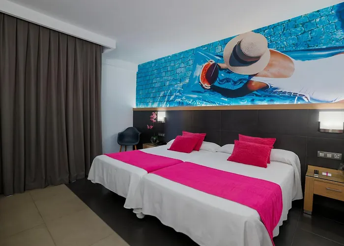 Hotel Flash - Recommended Adults Only 4 Sup